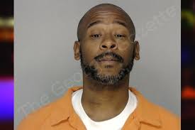 Antonio Tinsley's Instagram, Twitter & Facebook