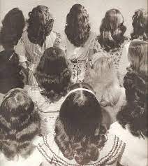 1940s Hair Back Of Heads 1940s Hairstyles Vintage Hairstyles Retro Hairstyles