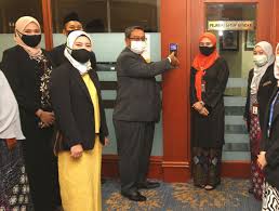 Jadual shah alam doa islam, subuh, tengah hari, petang, maghribi dan makan malam. Outgoing Shah Alam Mayor Says Goodbye Urges Mbsa To Continue On Green Path The Star