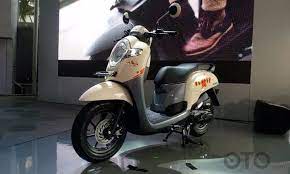 Lihat harga honda scoopy 2021, spesifikasi, fitur, warna, konsumsi bbm, review redaksi oto. Mau Ganti Ban Honda Scoopy Ini Pilihannya Oto