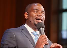 Jonathan Ogle's Instagram, Twitter & Facebook