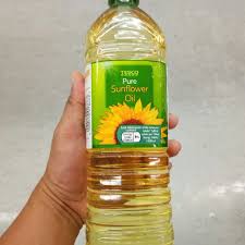 Containing no cholesterol, sun oil sa pure sunflower oil is the healthy choice. Tesco Pure Sunflower Oil 1 Litre Shopee Philippines