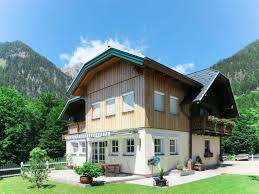 Unser familiär geführtes haus liegt sehr ruhig und zentral am ortsanfang der bergstadt schladming. Simply Alpine Chalets Ski Chalets Apartments In Schladming