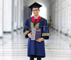 Universiti teknologi mara (uitm) 40450 shah alam, selangor darul ehsan malaysia general inquiry korporat.masscomm@uitm.edu.my website inquiry webmaster : Showbiz It Was Worth All The Drama Sufian Suhaimi On Getting His Master S Degree