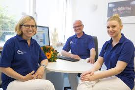 Vom 19.07.2021 bis zum 23.07.2021 werden wir vertreten von: Neue Allgemeinmedizinische Praxis Des Medizinischen Versorgungszentrums Medvz Soll Ukl Notfallmediziner Entlasten