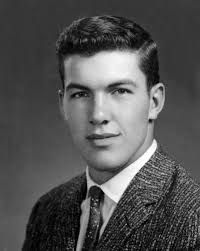 William McKnight Obituary