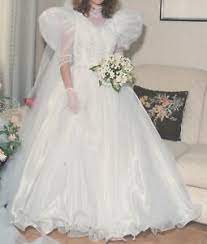 Trova gli accessori da sogno! Abito Da Sposa Modello Principessa Con Guanti Taglia 42 Ebay
