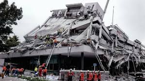 A car is crushed under a a garage roof on cambridge terrace on february 23, 2011 in christchurch, new zealand. Three Independent Models Converge On The High Earthquake Potential Of Los Angeles Temblor Net