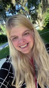 Happy Monday! Im off to my first day at my new job! Its a great day to...