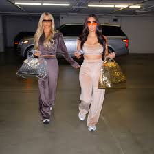 Find the perfect paris hilton stock photos and editorial news pictures from getty images. Kim Kardashian Paris Hilton Best Fashion Moments Glamour