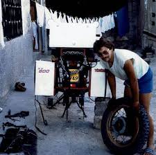 Before her death, gillan lived in epsom, surrey. Staaten