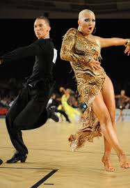 De la danse cubaine à la danse de salon elle reste la danse de l'amour. Danses Latino Americaines Lm Danse