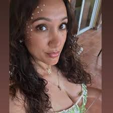 Want to see Zurich from a whole new angle? 🚤 A CRUISE ON LAKE ZURICH is  the perfect way to relax and take in the views. Discover everything you  need to know