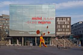 Sights Kunstmuseum Stuttgart Stuttgart Art Museum This Sleek Structure Encased In A Glass Facade Is A Work Of Art In Its Glass Facades Stuttgart Art Museum