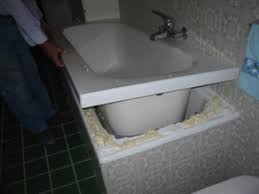 Questo tipo di vasca da bagno è dotata di ugelli a idrogetto per massaggiare. Copertura Vasca Da Bagno A Firenze 055 395 1026 Interventi 24 Ore