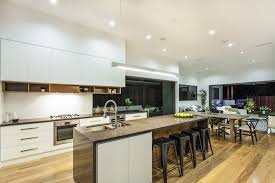 Nowadays the tendency is to make the interior as fluid as possible and to simplify the structure and the décor as much as possible without sacrificing the functionality. Pin On Kitchens