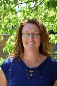 Rowena Singleton's Instagram, Twitter & Facebook