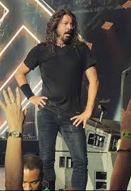 There Goes My Hero Watch Him As He Goes Lyrics Pin By Emily Amanda On Dave Grohl Foo Fighters Dave Grohl Foo Fighters Dave Foo Fighters Nirvana