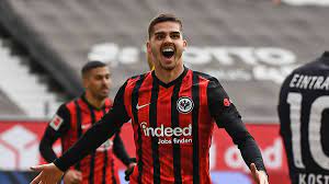 Austrian adi huetter will quit as eintracht frankfurt head coach at the end of the season to take charge of bundesliga rivals borussia moenchengladbach, both clubs confirmed tuesday. Sieben Treffer Und Das Eigentor Des Jahres Eintracht Frankfurt Ist Auf Konigsklassen Kurs Eintracht