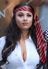 Chelsea Barber's Instagram, Twitter & Facebook