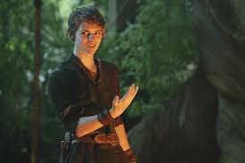 Pin By Authornicoleanderson On Actors Actresses J L Once Upon A Time Peter Pan Peter Pan Robbie Kay