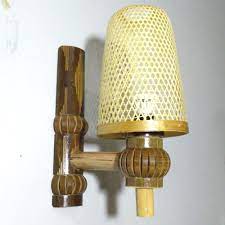 Lampu hias tersedia dalam berbagai model, misalnya lampu meja, lampu tidur, hingga lampu hias ala tumblr yang bisa mempercantik ruangan kamu. Kap Lampu Bambu Kap Lampu Hias Dinding Anyaman Bambu Shopee Indonesia