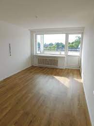 Hier finden sie wohnungen zum mieten vieler immobilienportale und durch die einfache & schnelle wohnungssuche mit intuitiven filtermöglichkeiten ist das ziel traumwohnung zum greifen nah. 2 Zimmer Wohnung Zu Vermieten Schanzenbarg 27 23843 Bad Oldesloe Stormarn Kreis Mapio Net