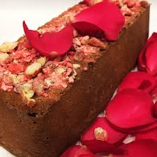 Raspberry Almond Cake Ispahan Recipe Romantic Desserts French Desserts Cake Raspberry And Almond Cake