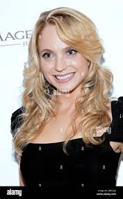 Cara magazine hi-res stock photography and images