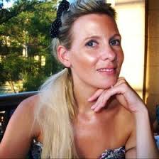 Samantha Treacy (sambondibasics)