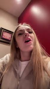 Elizabeth Dussault's Instagram, Twitter & Facebook