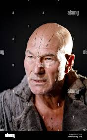 Patrick Stewart (Prospero) in THE TEMPEST by Shakespeare at the Royal  Shakespeare Company (RSC), Royal Shakespeare Theatre, Stratford-upon-Avon  08/08/2006 set design: Giles Cadle costumes: Nicky Gillibrand lighting:  Paul Anderson director: Rupert Goold