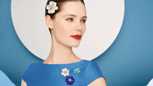 Jewellery artist Anna Hu