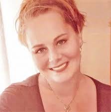 Danielle Abbott's Instagram, Twitter & Facebook