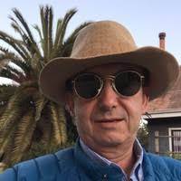 40+ perfiles de «Claudio Fuentes»