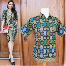 Model Batik Songket Couple Di 2020 Gaun Lengan Panjang Batik Model
