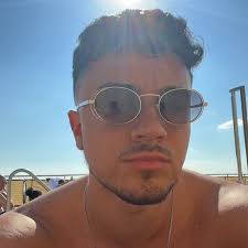 Zak James (@zakjamesq) • Threads, Say more