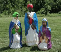 Life Size Wisemen Lighted Outdoor Nativity Three Kings Out Of Stock Outdoor Nativity Scene Outdoor Nativity Outdoor Nativity Sets