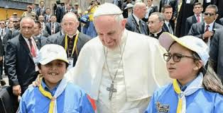 Please to search on seekpng.com. Papa Francisco Recibe Panoleta De Scouts Del Peru Pope Francis Receives Scarf From Scouts Of Peru World Scouting