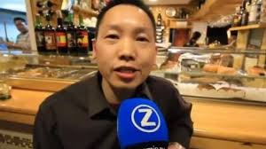 El 'chino franquista' niega la versión de sus caseros: "Me echan porque no  quieren fachas en el edificio"