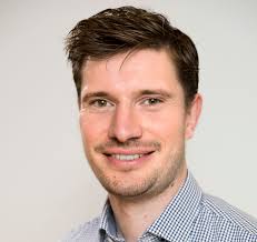 Zonder toegevoegde waarde heb je geen bestaansrecht” · Van Spaendonck