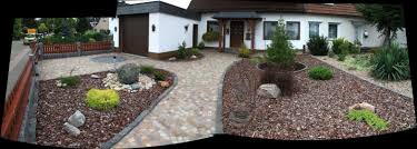 Diese pflanzen harmonieren mit steinen und kies. Gartengestaltung Schon Und Pflegeleicht In Dusseldorf Monchengladbach Und Koln Nrw