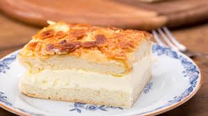Bienenstich Feiner Hefeteig Mit Kostlicher Pudding Fullung Youtube