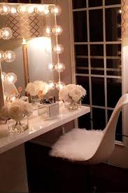 Makeup vanity sets play a big role in turning your mornings into a better day. Makeup Vanity Table Ideas To Assist Your Makeup Routine Glaminati Com