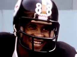 The Hall of Fame sends happy birthday wishes to Pittsburgh Steelers Legend  Lynn Swann! The Class of 2001 member turns 73 today. 🎂🥳 #HBD