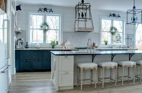Twitpic was a website and app that allowed users to post pictures to the twitter microblogging service, which at the time of twitpic's creation could not be posted to twitter directly. French Country Kitchen Blue And White Novocom Top