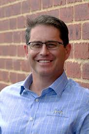 Garth Cahill's Instagram, Twitter & Facebook