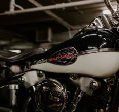 If you live to ride and ride to live, you'll have a much happier life if you know how to properly maintain your bike over the winter. How To Winterize Your Motorcycle Harley Davidson Bike Winterization Zylstra Harley Davidson