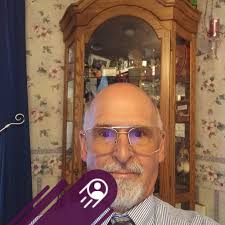 Witness helps motorcycle accident victim with kindness