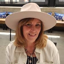 Amanda Stuckey's Instagram, Twitter & Facebook